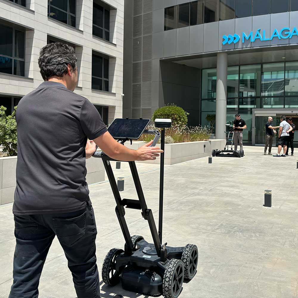 Screening Eagle home slide 9