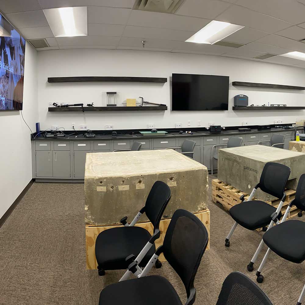 Screening Eagle home slide 9